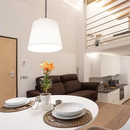 Villarroel - Eixample - Bajos 3 *